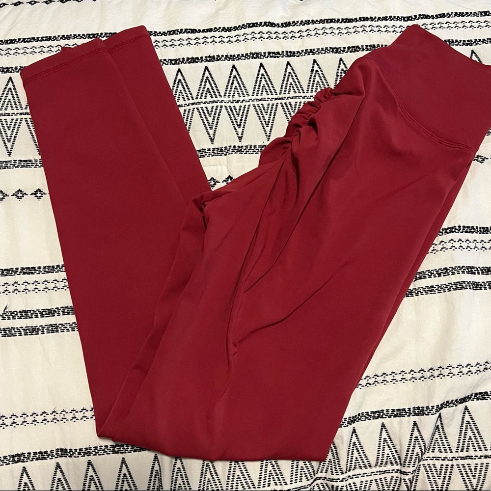 Curves n combatboots Executive Booty scrunch leggings red size small